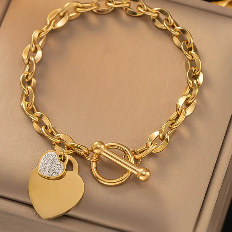 Elegant Vintage-Inspired 18K Gold Plated Titanium Steel Bracelet for Women - Perfect for Casual Attire