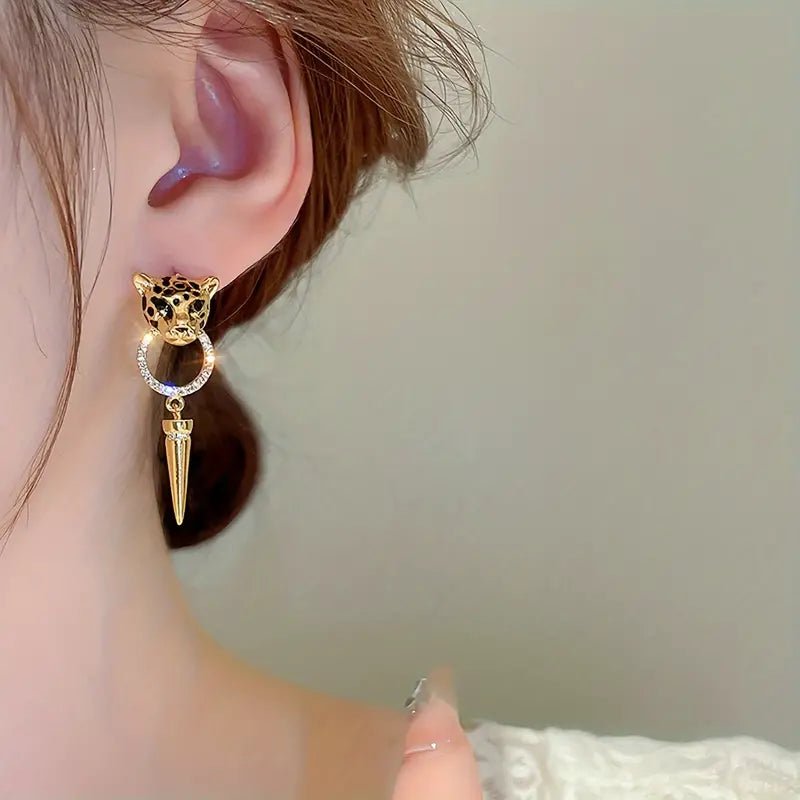1pair High-end Personality Hip-hop Trendy Women's Unique Leopard Earrings