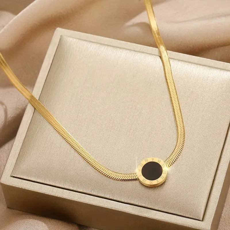 1PC Stainless Steel Golden Roman Numeral Round Pendant Necklace