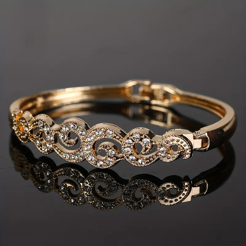 Elegant Gold-Tone Bracelet Set, Arabian Style Zinc Alloy with Rhinestone