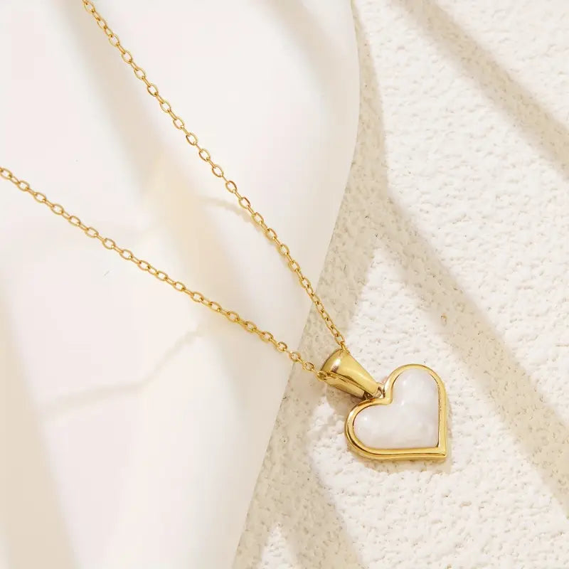 Simple Heart Pendant Necklace, Alloy Multicolor Love Charm for Men and Women