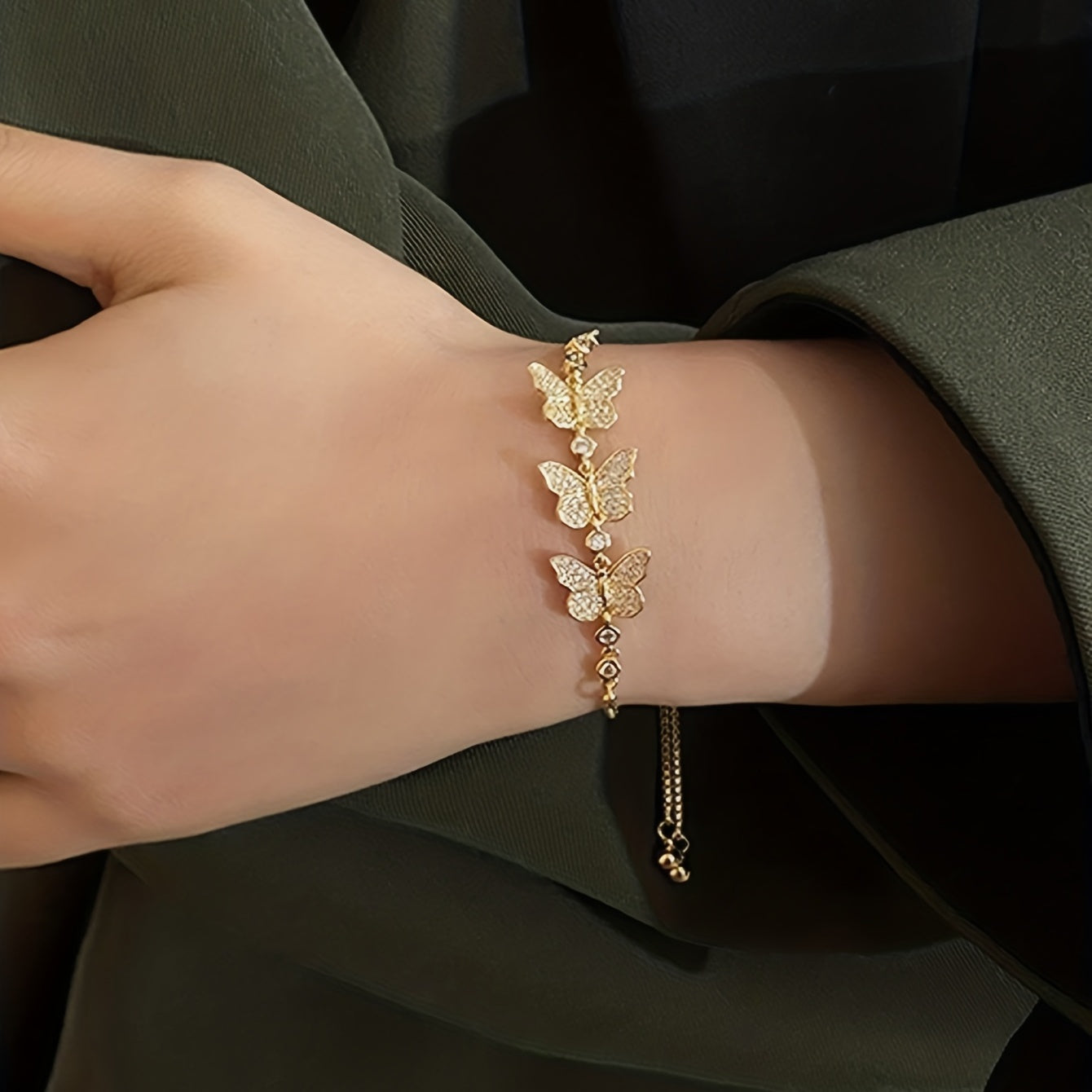 Adjustable Butterfly Chain Bracelet Inlaid Shiny Zircon 14K Plated Copper
