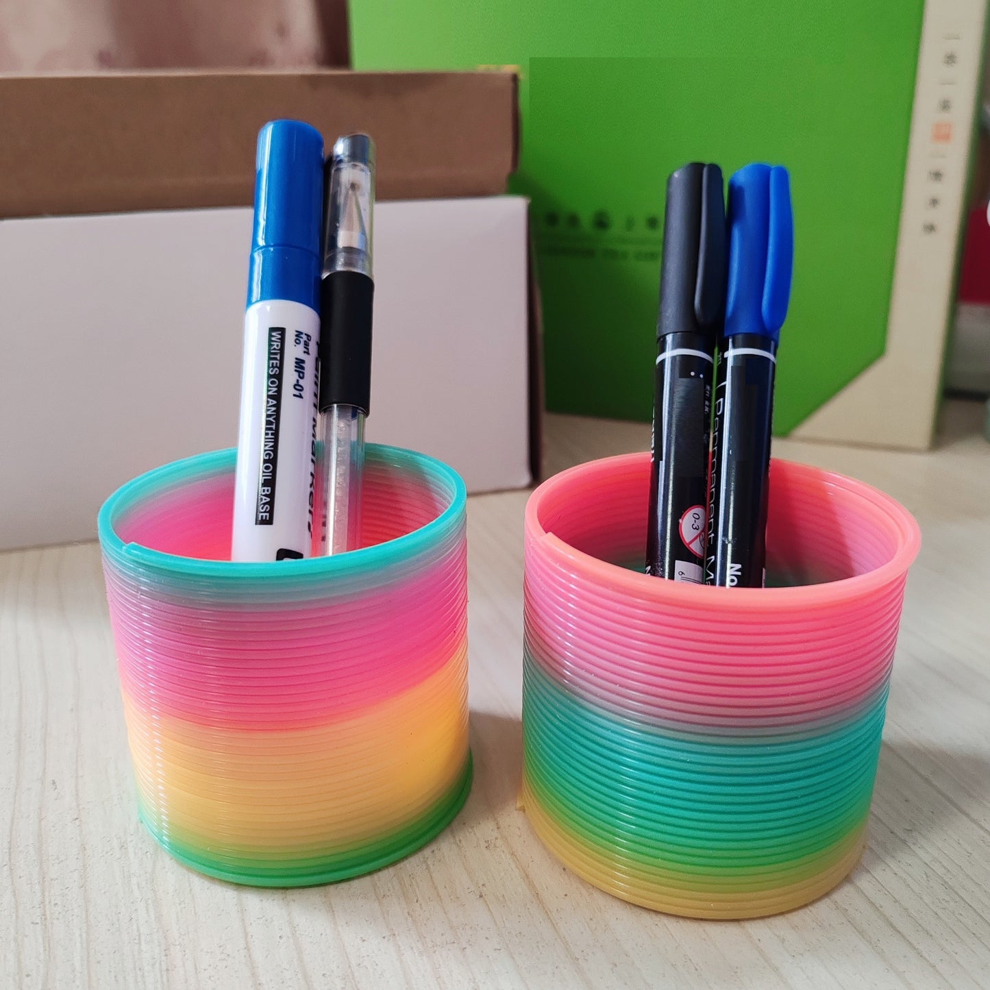 1pc Spring Circle Toy, Rainbow Circle Toy