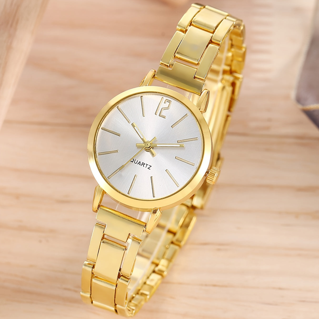 1pc/ 2pc Golden Quartz Watch & 1pc Love Bangle Set Gift, Casual Entertainment Wrist Watch Set