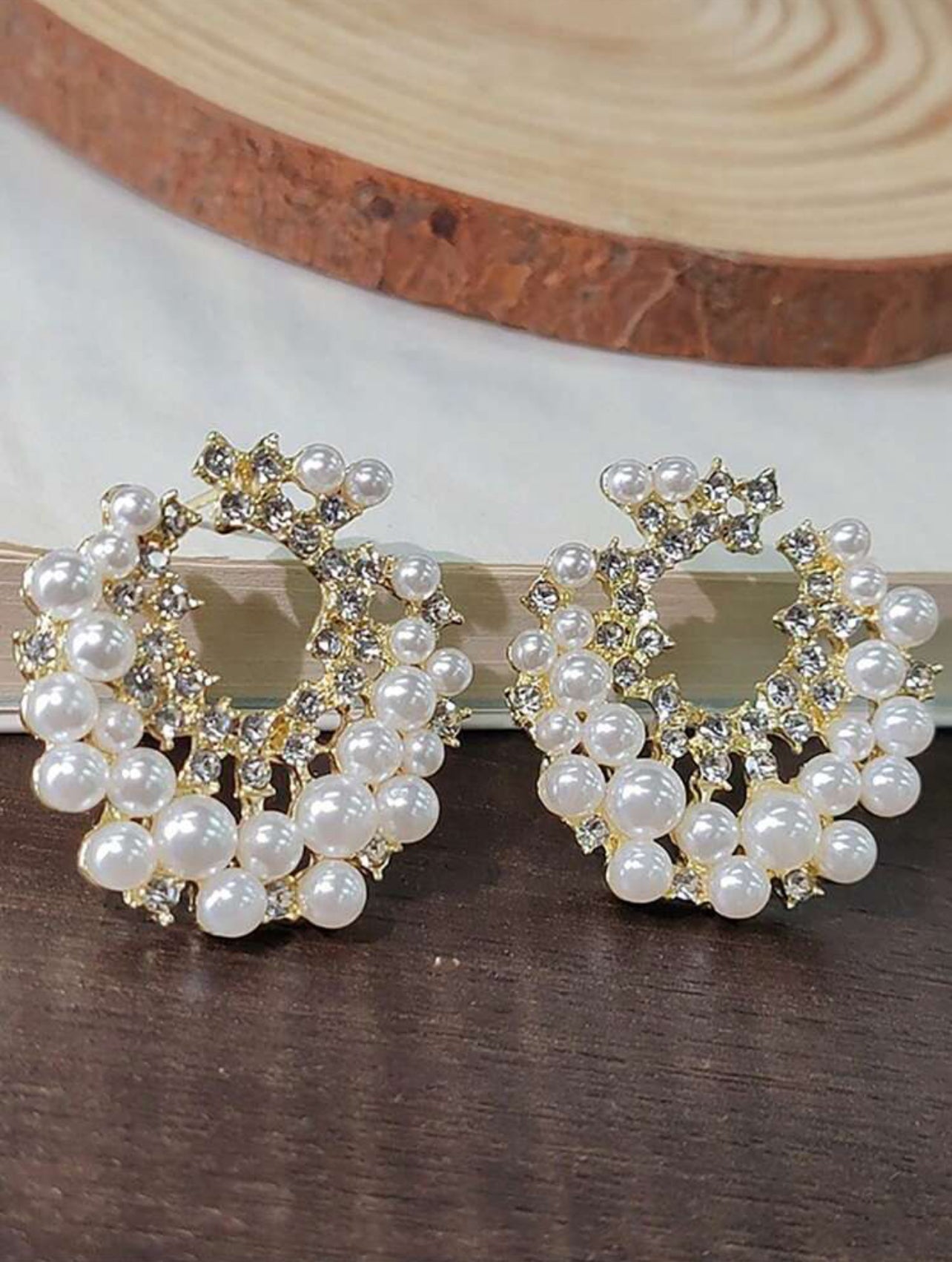 Luxury C-shaped Pearl Earrings Round Zirconia Earrings