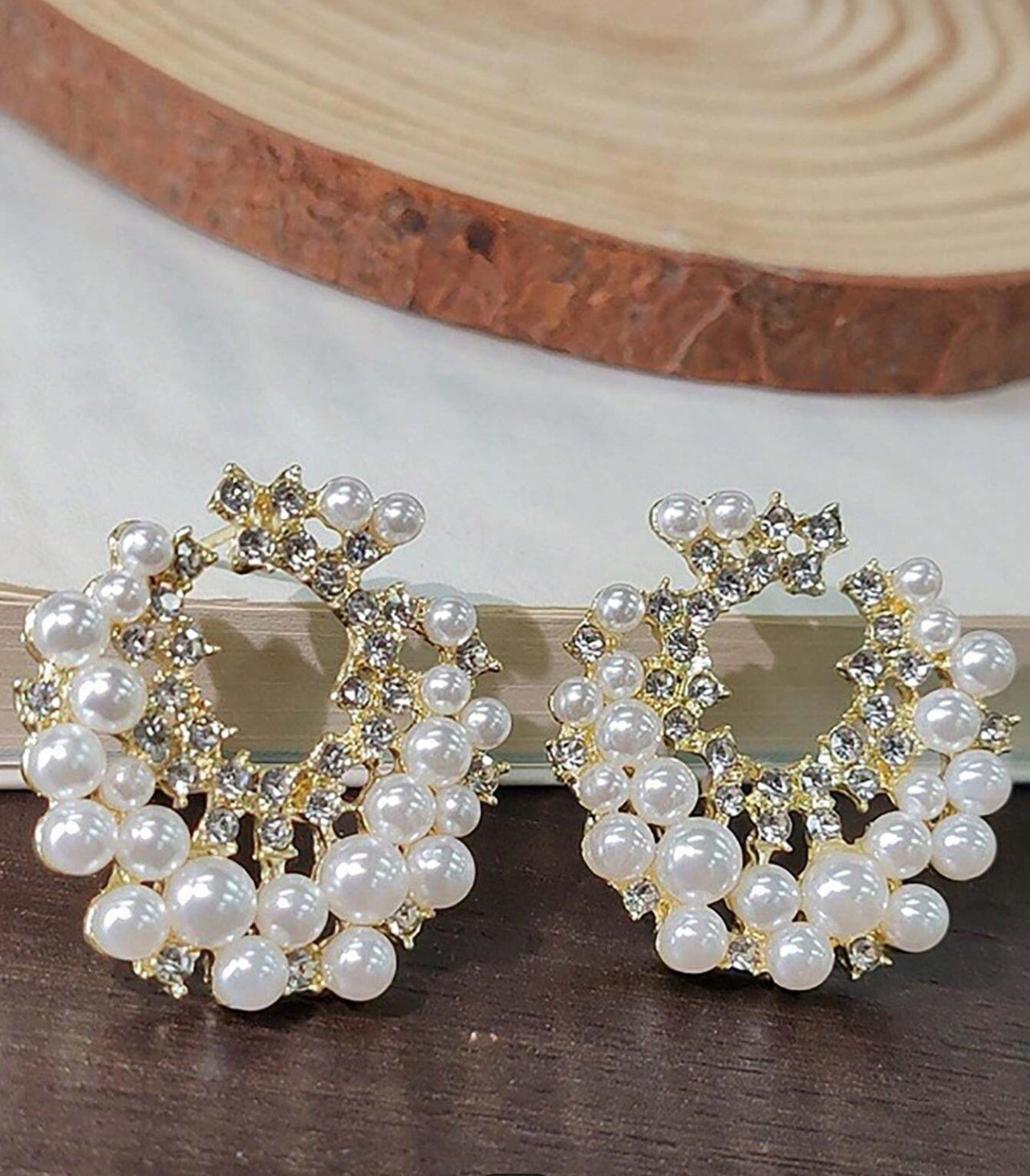 Luxury C-shaped Pearl Earrings Round Zirconia Earrings