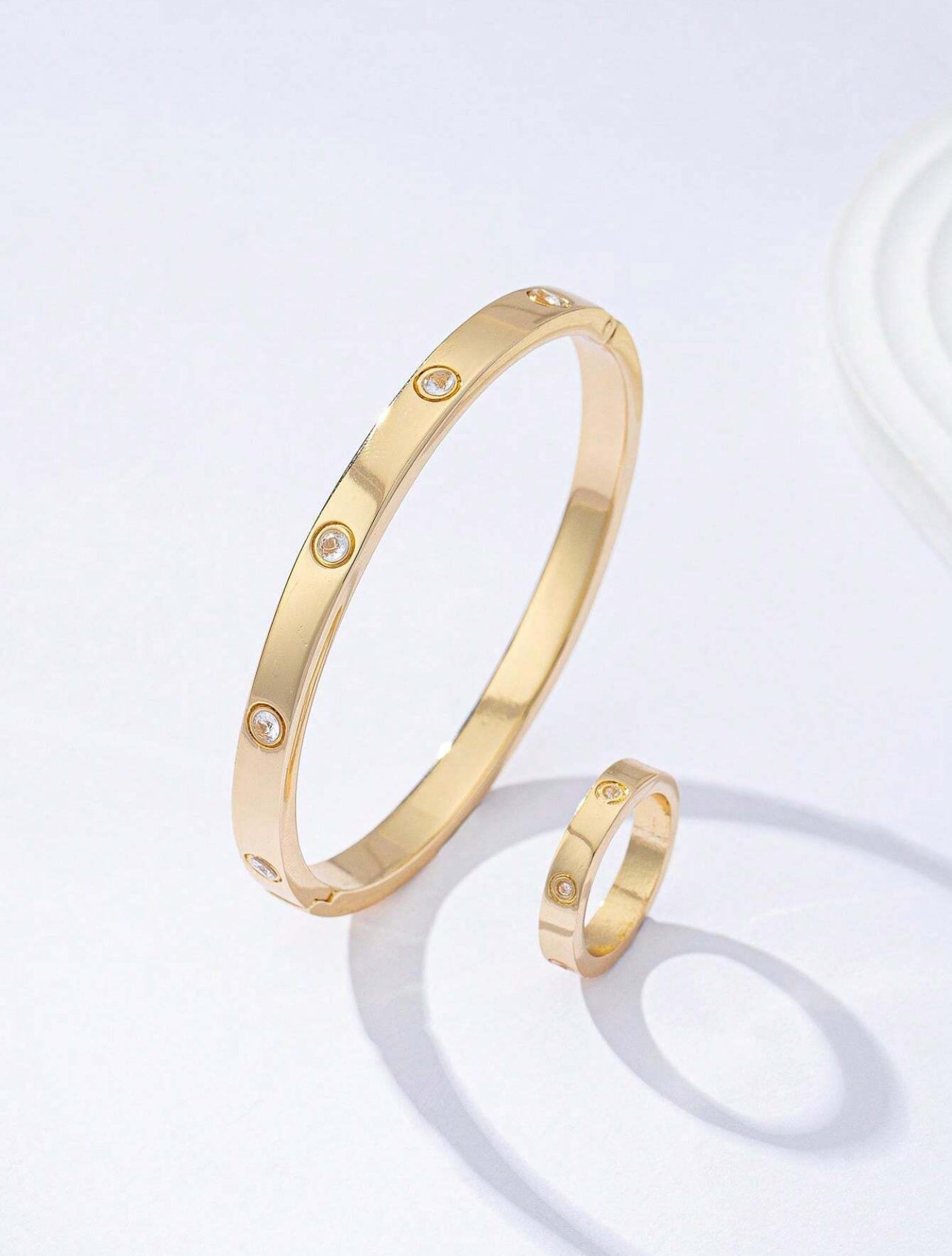 2pcs Stainless Steel zirconia Pattern Ring Bangle Set