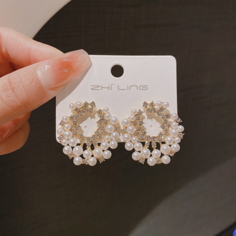 Luxury C-shaped Pearl Earrings Round Zirconia Earrings
