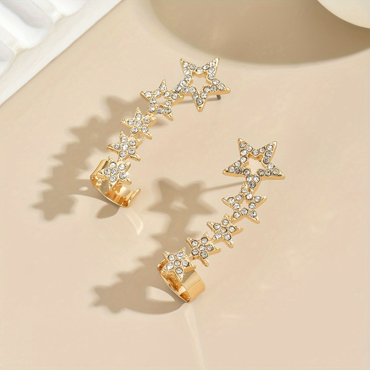 Exquisite Sparkly Artificial Diamond Decor Stars Design Stud Earrings