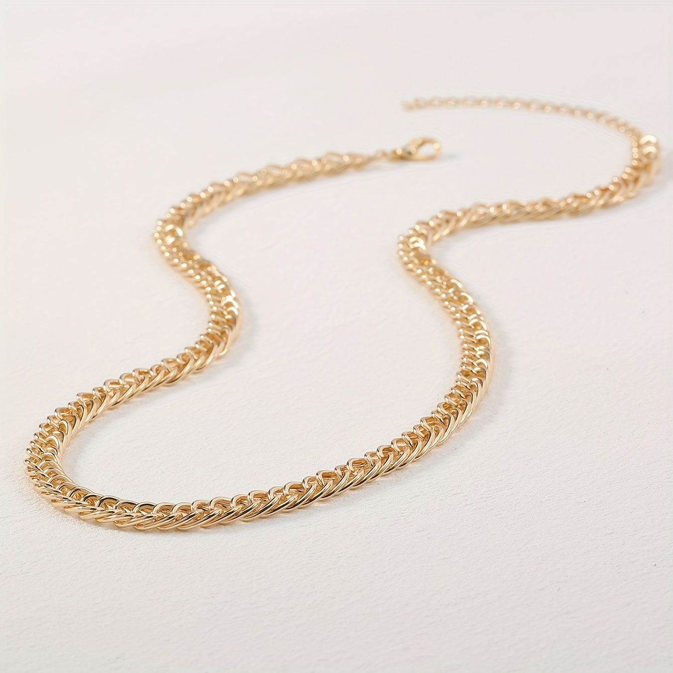 2pcs/set Layered Necklace, Classic Retro Life Tree Pattern Round Pendant Necklace, Chunky Cuban Link Chain Necklace Trendy Vacation Neck Jewelry