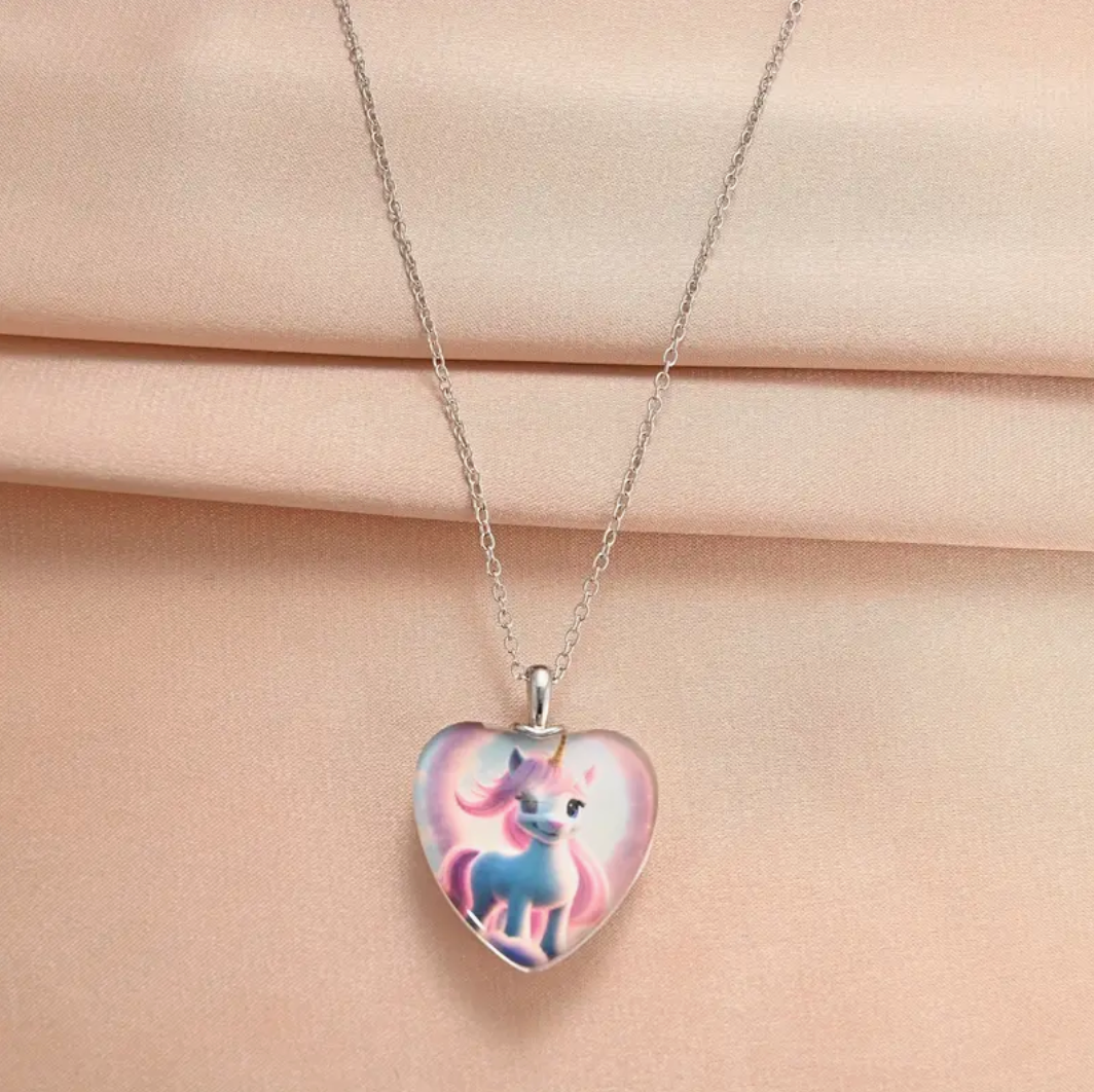 Exquisite Unicorn Heart-Shaped Crystal Pendant Necklace