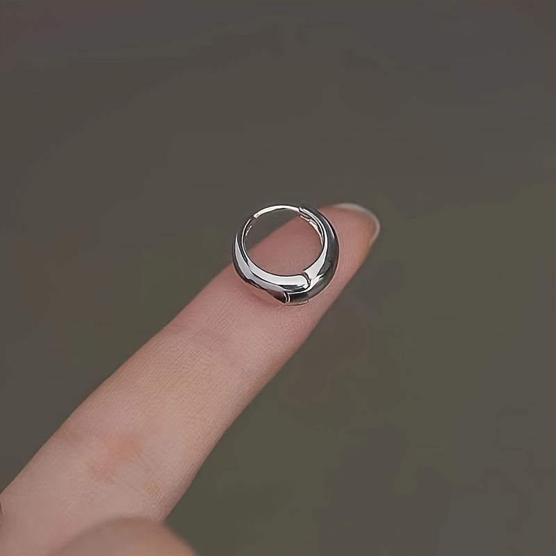 Simple Silvery Hoop Earrings Stylish Glossy Ear Jewelry Women's Daily Wear Decorative Earrings