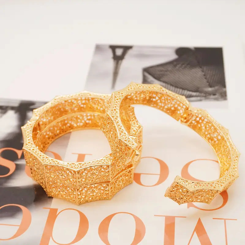 1pc Elegant Boho 12-Pointed Star Open Cuff Bracelet for Women, 24K Golden Plated