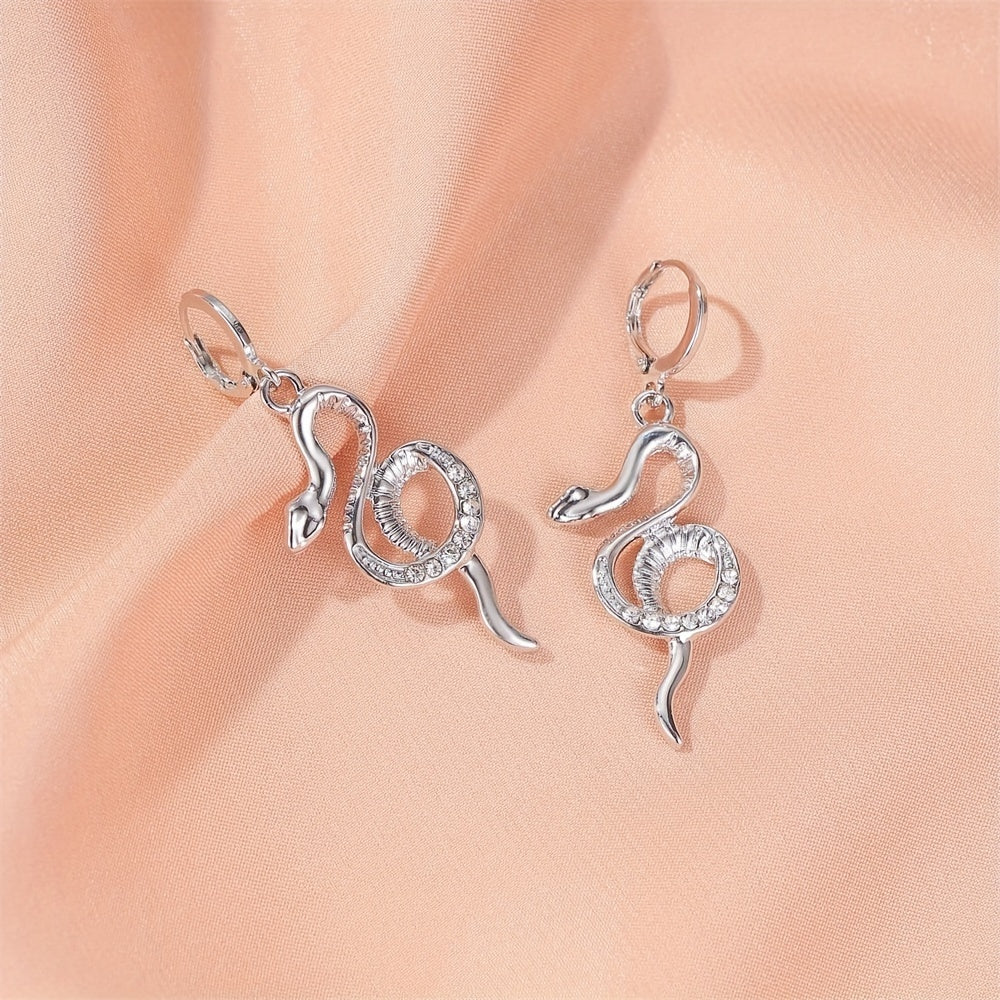Fashion Creative Inlaid Rhinestone Snake Shape Dangle Earrings.
