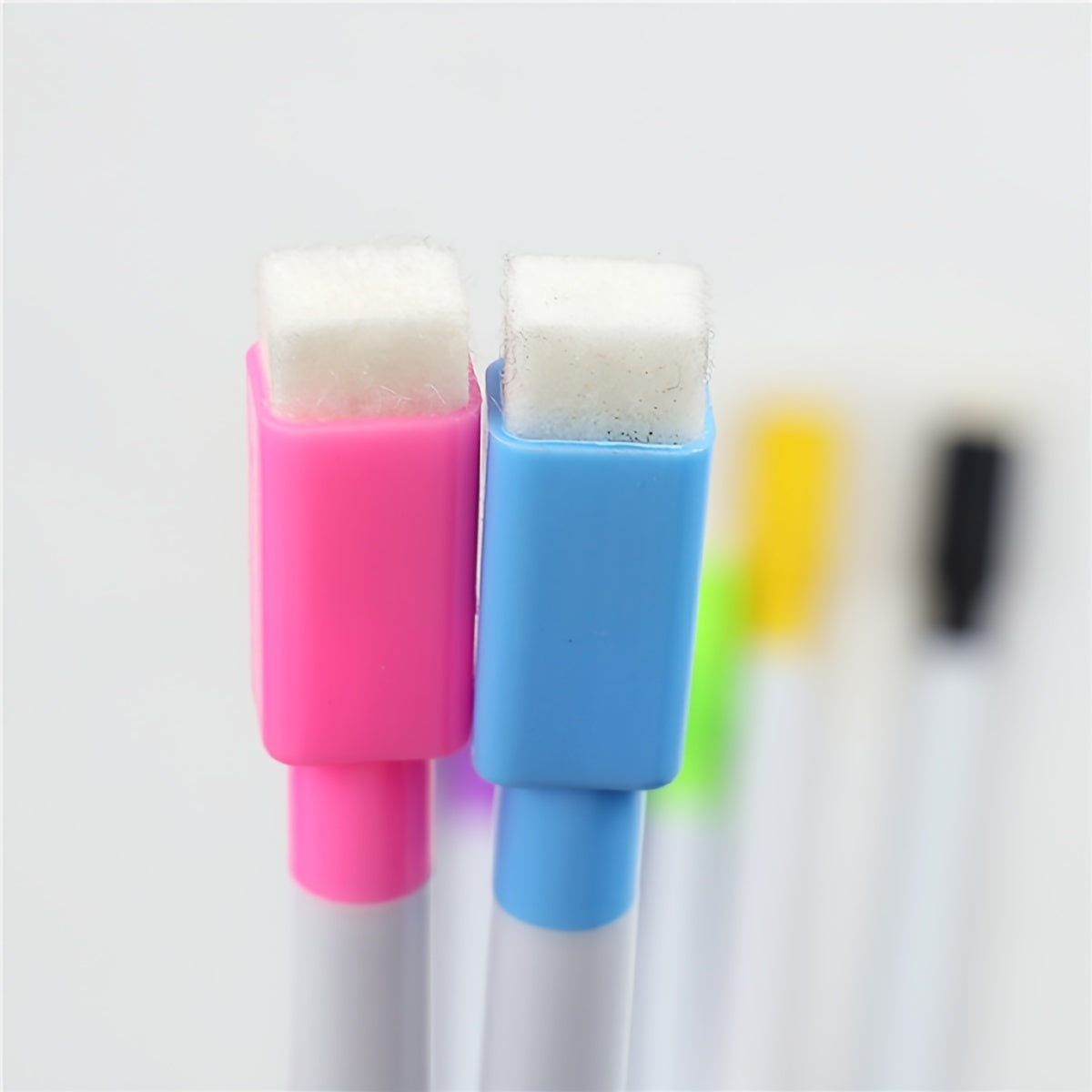 8pcs/Set Bullet Tip Whiteboard Marker With Erase