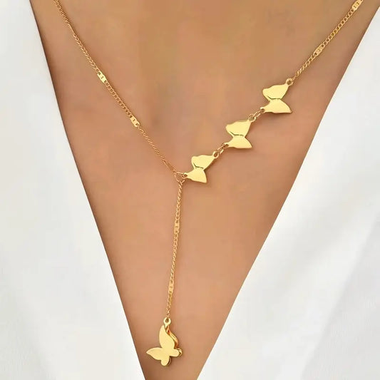 Elegant Butterfly Pendant Necklace, 18K Golden Plated, Simple Style, Korean Fashion, Iron Body