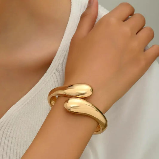 Elegant & Sexy Alloy Mirror-Finish Water Drop Cuff Bracelet - Chic Geometric Open Bangle