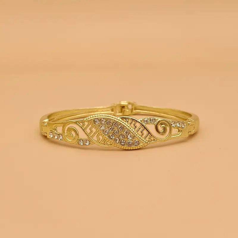 1pc Vintage-Inspired Golden Rhinestone Bangle - Zinc Alloy Hollow Design For Women