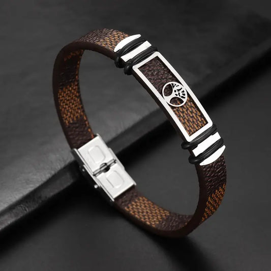 Stylish Men's Wide Faux Leather Bracelet - Vintage-Inspired Faux Leather