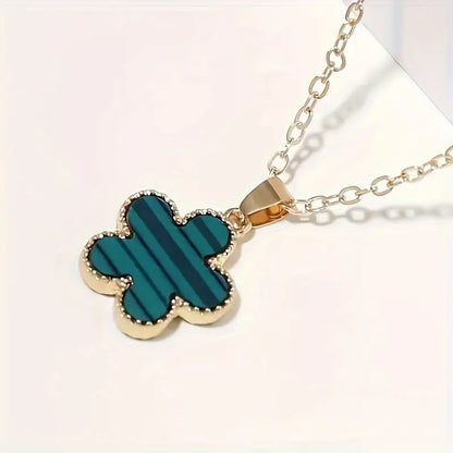 1pc Temperament Lucky Five Leaf Flower Pendant Necklace