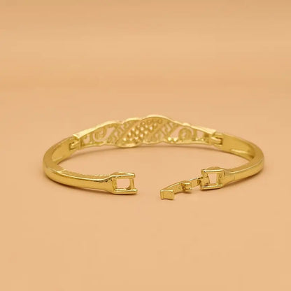 1pc Vintage-Inspired Golden Rhinestone Bangle - Zinc Alloy Hollow Design For Women