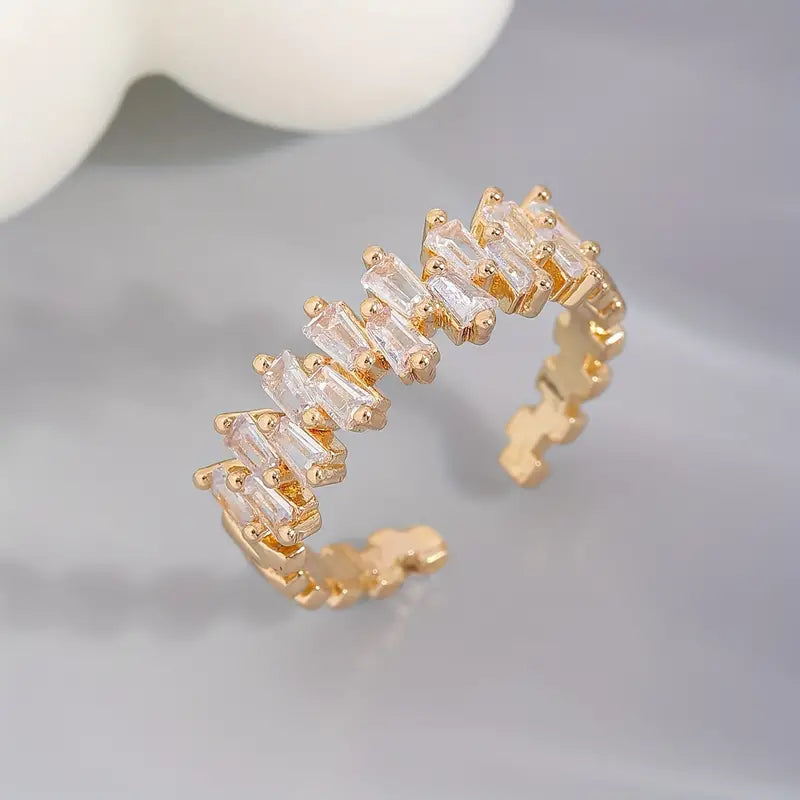 Elegant & Chic Cubic Zirconia Copper Ring - Unique Irregular Design for Weddings