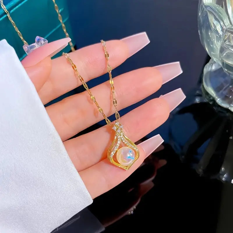 Exquisite Zircon Pendant Necklace, Elegant Temperament High-End Sense Fashionable