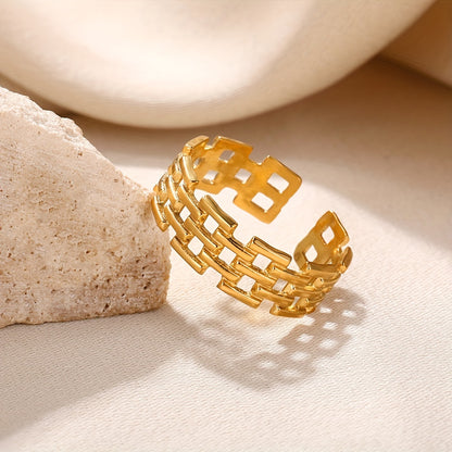 Hip Hop Style Cuff Ring Made Of Stainless Steel Plated Trendy Chain Design