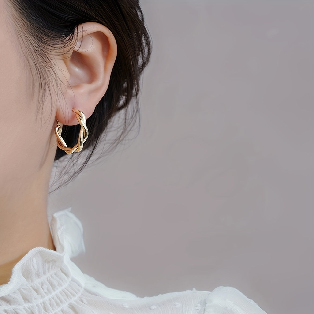 Golden Twisted Pattern Hoop Earrings