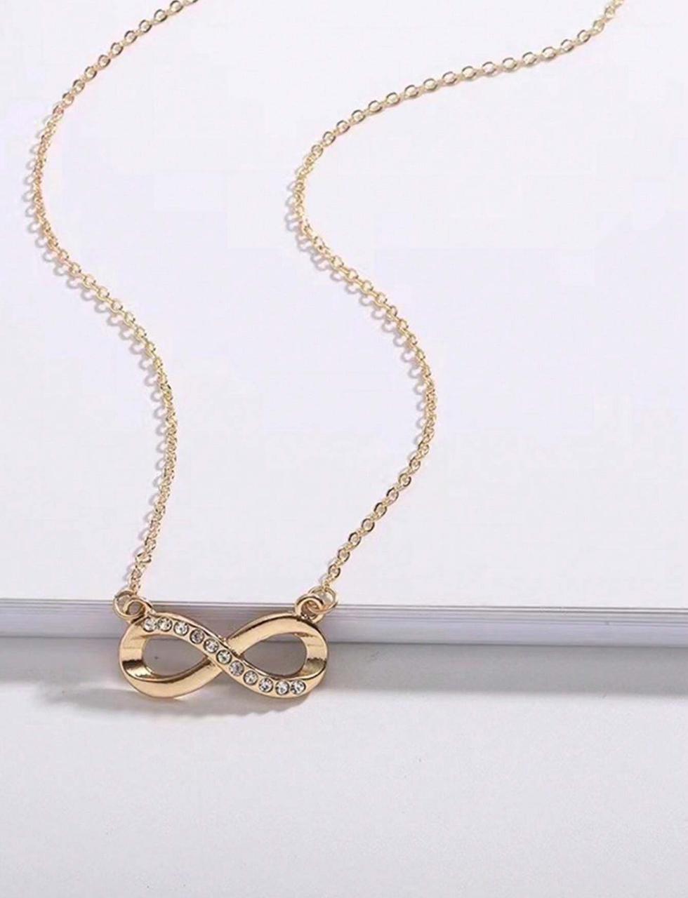 Luxury Exquisite Shiny Rhinestone Infinity Pendant Chain Necklace- Rose Golden