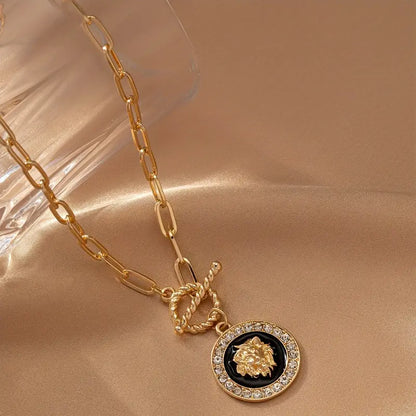 Exquisite Lioness Head Pendant Necklace for Women - Elegant Fashion Jewelry with Oval Chain and OT Buckle