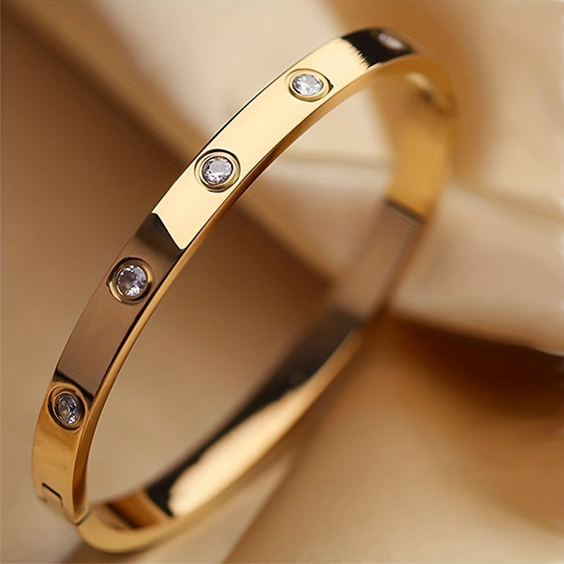 Titanium Steel Rhinestone Bangle bracelet Ladies Niche Design Oval Hand Jewelry