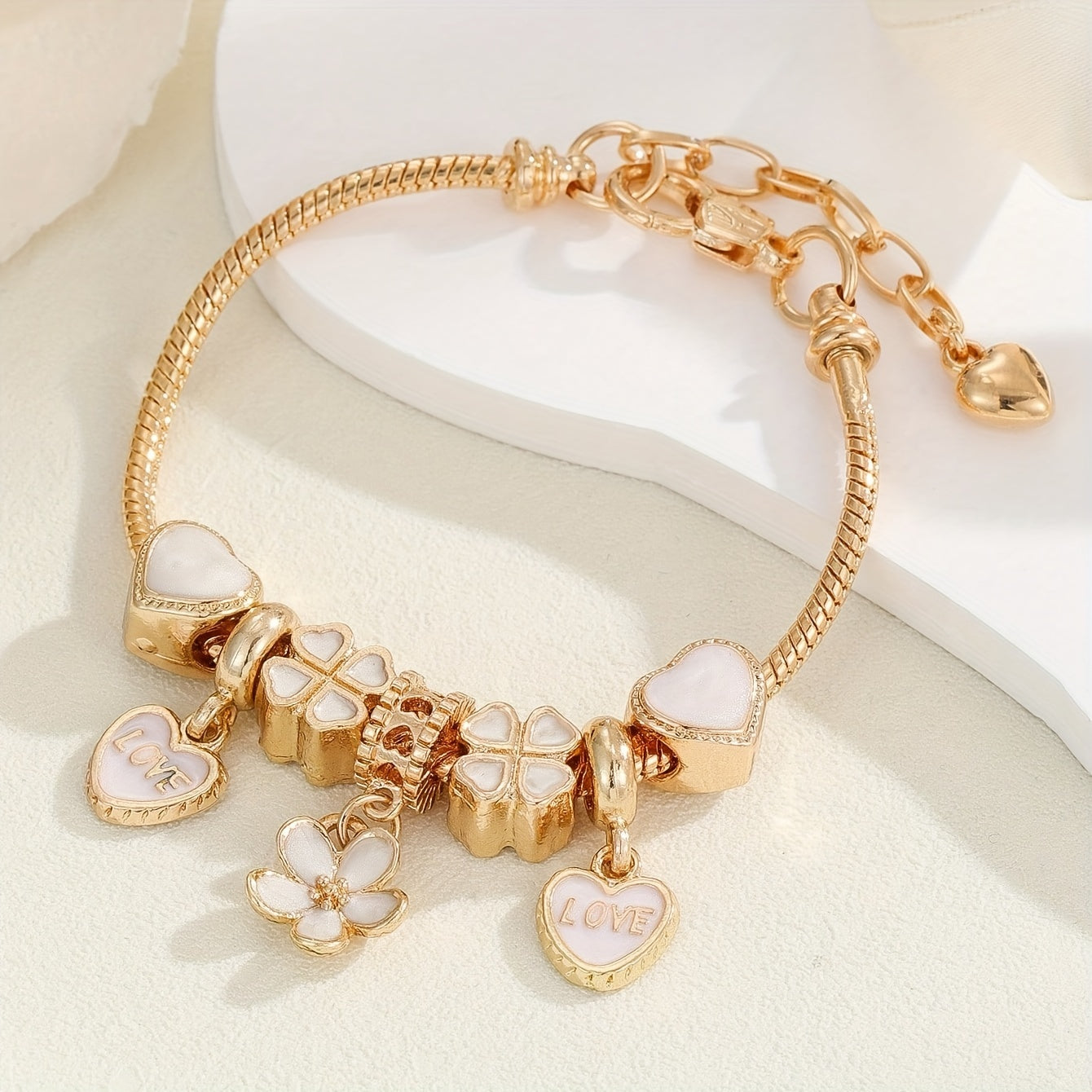 Stylish White Series Love Heart Flower Four Leaf Clover Charm Bracelet Elegant Cute Style Beaded Bracelet For Women
