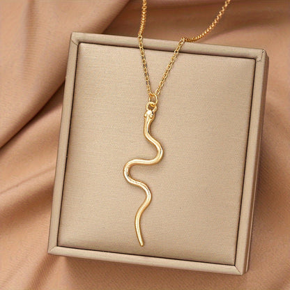 Simple Snake Pendant Necklace Ladies Daily Dating Holiday Jewelry Ornament For Women